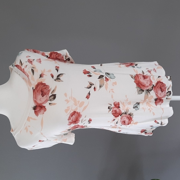 12 Pm By Mon Ami Tops - 3 for $30. Floral print t-shirt